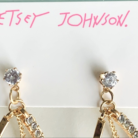 ⭐️🆕 Betsey Johnson Style - Chic Golden Drop Earrings - Picture 2 of 7